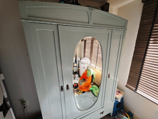 Vintage Wardrobe