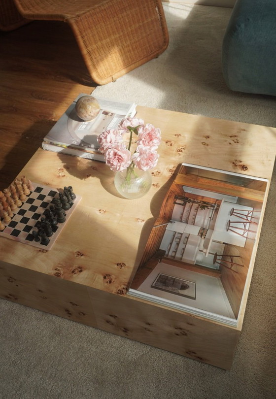 Image 1 of Einzigartiger Couchtisch aus Maserholz
