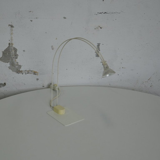 wire desk light