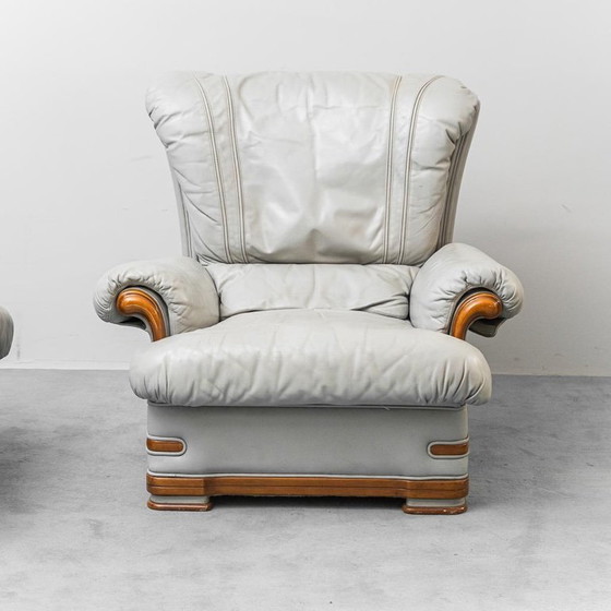 Image 1 of COPPIA DI POLTRONE VINTAGE IN PELLE GRIGIO E LEGNO ANNI ’50 MODERNARIATO