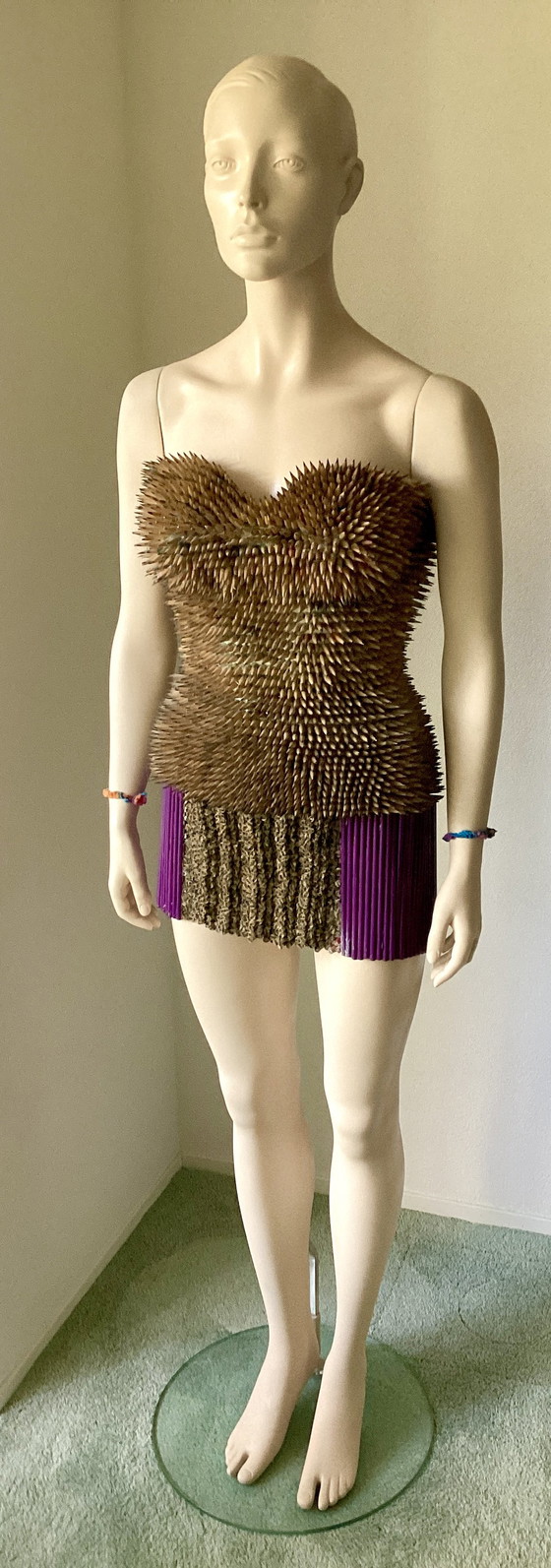 Image 1 of Beautiful doll covered with 6,000 pieces of pencil
