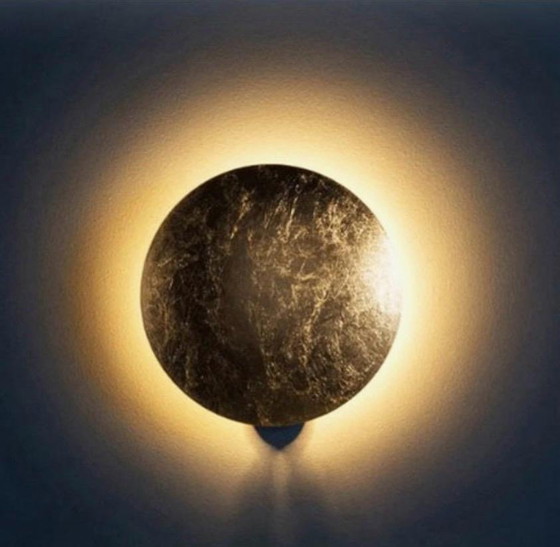 Image 1 of Beautiful Gold-colored Wall Lamp