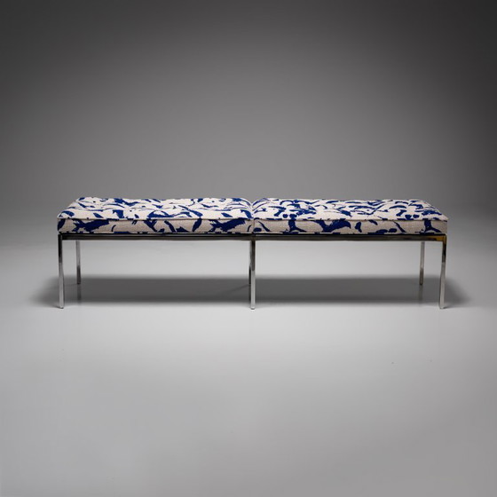 Image 1 of Banc 4 places modèle 2530-6 de Florence Knoll pour Knoll
