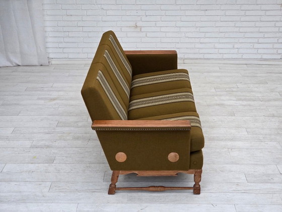 Image 1 of Dänisches 3-Sitzer-Sofa aus den 1970er Jahren, Möbelwolle, massives Eichenholz.