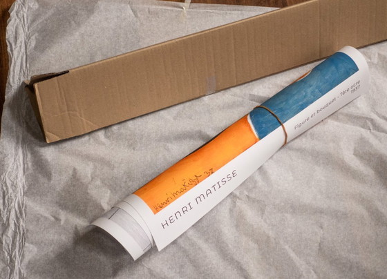 Image 1 of Figur und Blumenstrauß (Ockerkopf) – Henri Matisse 1937 – Poster 70 × 100 cm