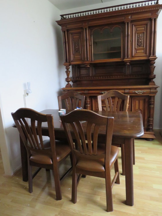 Image 1 of Essgruppe aus Eichenholz mit 4 Stühlen