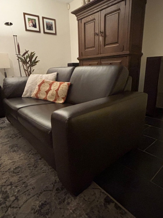 Image 1 of Mooi bruin lederen bankstel