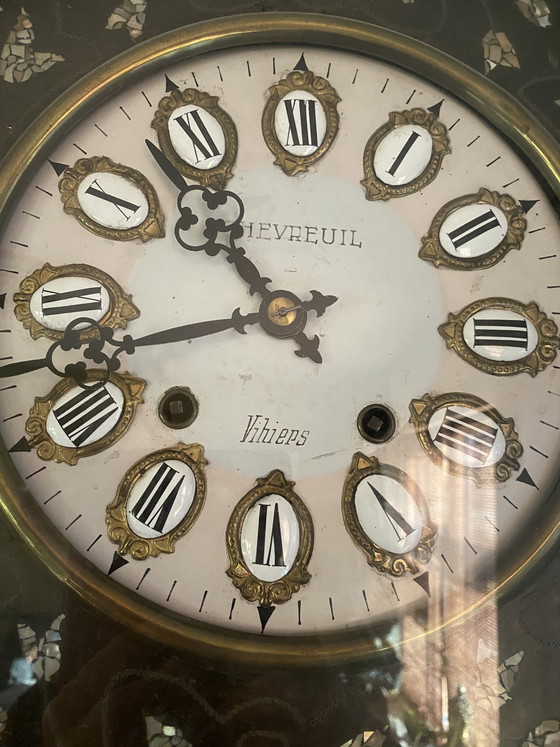 Image 1 of Antike Uhr von Chevreuil Vihiers