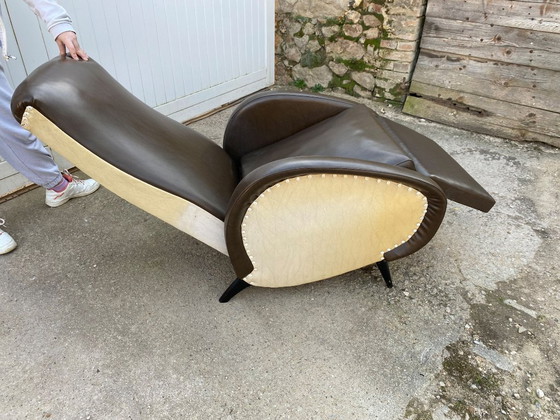 Image 1 of Fauteuil lounge inclinable repose pied simili cuir skai vintage 50