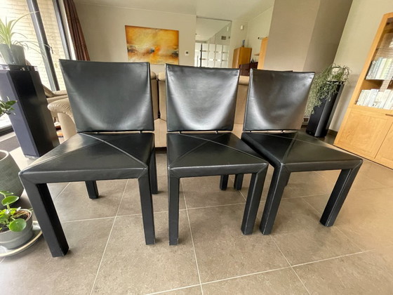 Image 1 of 6 B&B Italia leather dining chairs – vintage Italian design