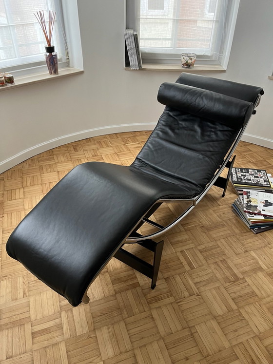 LC4 Chaise longue – Cassina, Sillones reclinables, Metal, Cuero (photo 2 of 8)