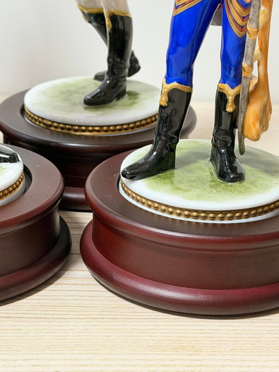 AK Kaiser - Napoleon's Marshals - Glazed Porcelain - 1970s, Sculpture, Blue (photo 7 of 15)