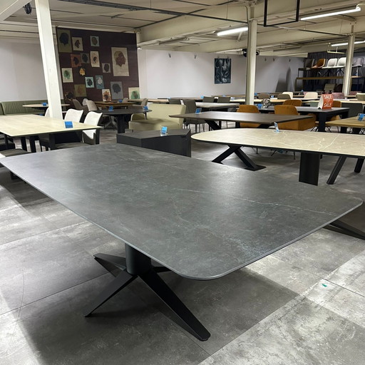 Tallar 4.0 – Bert Plantagie, eettafels