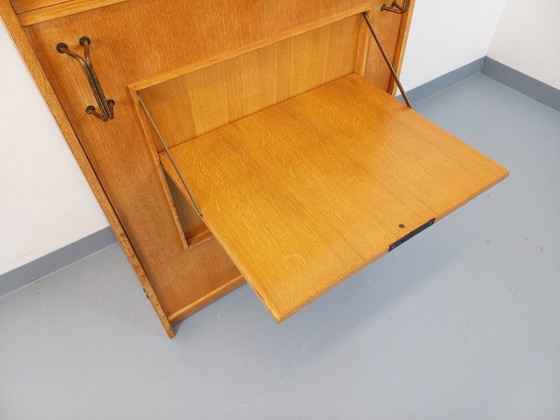 Image 1 of Vintage eikenhouten boekenkast uit de jaren 60 met bijzettafel