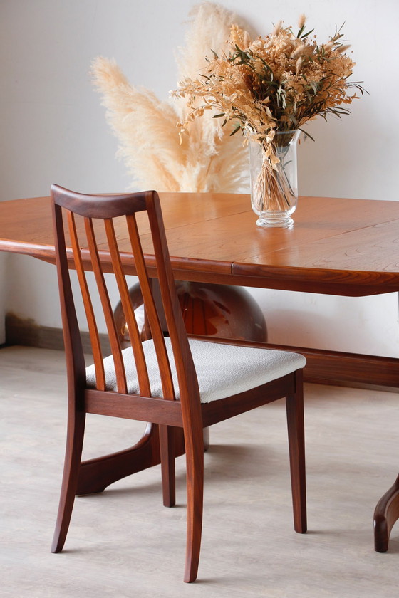 Image 1 of Oval Dining Table - 6 To 8 Pers. - G Plan