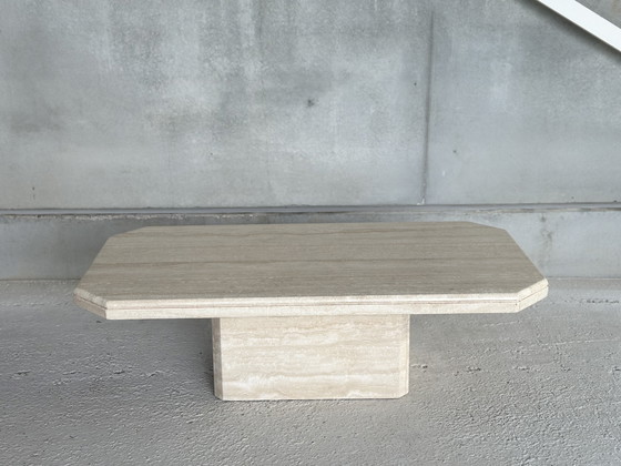 Image 1 of Table basse vintage en travertin