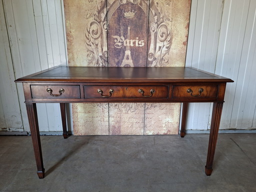 Antique English writing desk, bureau, desk with leather inlay, dimensions 135x70cm and 76cm high.