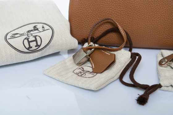 Hermes, Bolso Kelly 28 Retourne de oro – Hermès, Bolsos de mano, Lambskin (photo 9 of 15)