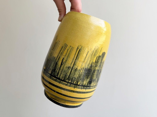 1x Large Yellow Vintage Studio Pottery Ceramic Vase – vazen