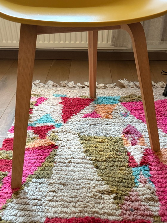 Hay About A Chair
AAC22 – Dining chairs, Plastic, Wood (photo 4 of 9)
