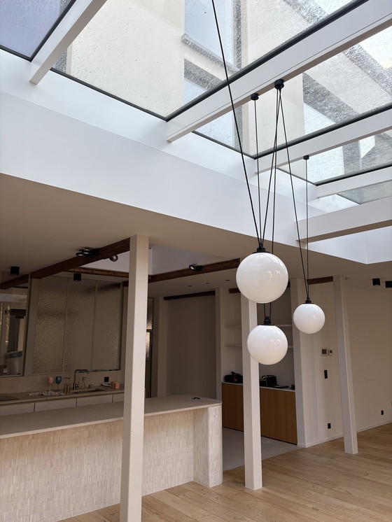 Image 1 of SUSPENSION, LES ACROBATES DE GRAS N°325, OPALINE, Ø25CM, H25CM - DCW ÉDITIONS PARIS