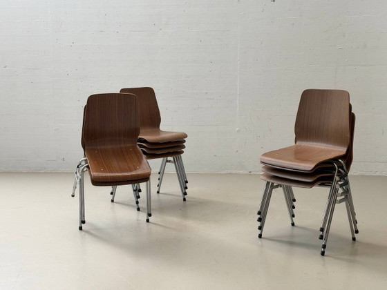 4 Sedie Impilabili – Impiallacciatura in Legno & Cromo, Stile Mid-Century – Poltrone, Vintage (photo 13 of 14)