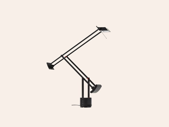 Artemide Tizio - black | Richard Sapper, Desk lamps, Metal, Modern (photo 5 of 5)