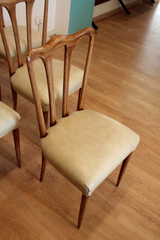 Image 1 of Sechs italienische Mid-Century-Stühle im modernen Stil, bezogen mit weißem Kunstleder