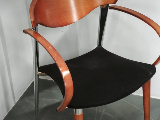 Paco Capdell Set aus acht spanischen Esszimmerstühlen aus Chrom, Holz und Samt – Wood (photo 6 of 21)