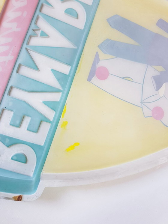 Image 1 of Insegna in plastica stampata degli anni '50 - Reynard Dyer - Vintage anni '50