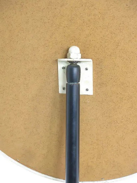 Image 1 of Espejo de maquillaje redondo inglés Durlston, década de 1960.