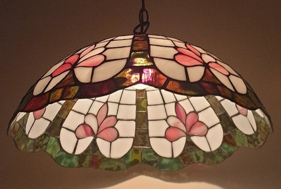 Stained Glass - Tiffany Style Lotus Flower Pendant Lamp (photo 19 of 65)