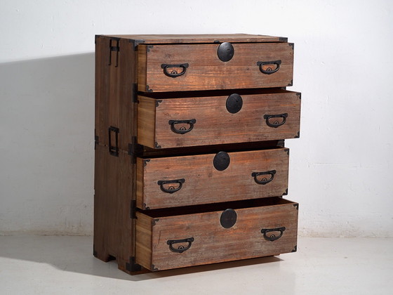 Antique Japanese Tansu Chest of Drawers - Meiji / Taishō Period (c. ) #24 – Iron (photo 22 of 40)