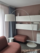 Belle lampe à arc moderne