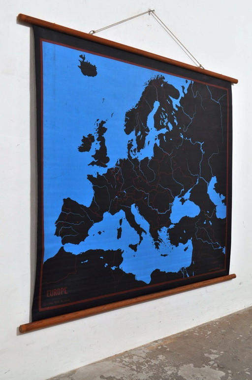 Carte scolaire vintage Europe 1973