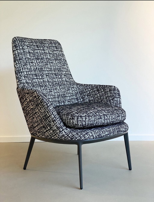 Maxalto B&B Italia Caratos fauteuil in stof cat. Super LP € 3.480,- 