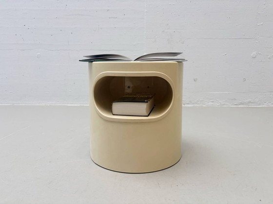 Image 1 of Table d'appoint de style Space Age par Emma Gismondi Schweinberger pour Artemide, années 1970