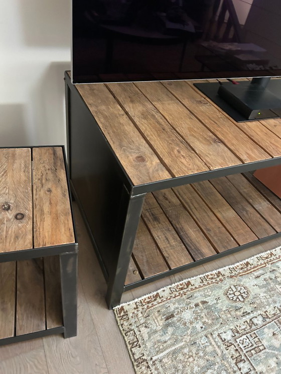 Image 1 of Industriële tv-standaard en bijzettafel - Micheli Design - Eikenhout en staal