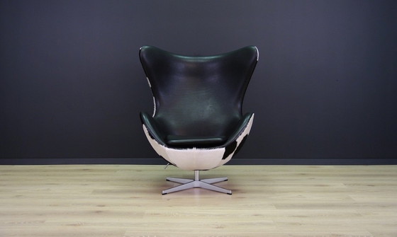 Image 1 of Chaise Egg, Design danois, Designer : Arne Jacobsen, Fabricant : Fritz Hansen