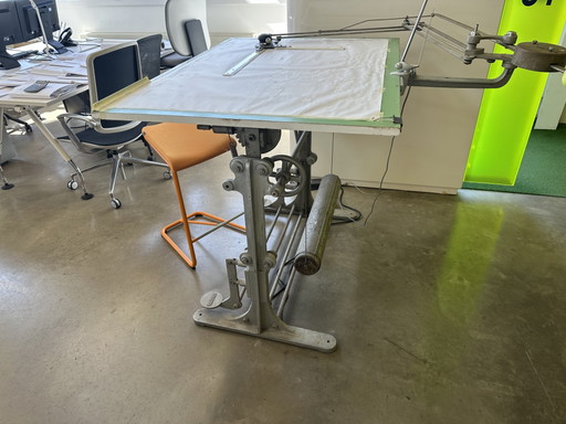 MESA DE DIBUJO/TABLERO DE ARQUITECTO VINTAGE MAVITTA – bureau, Cast Iron