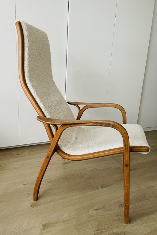 Fauteuil Lamino avec banque voetenbank van Swedese