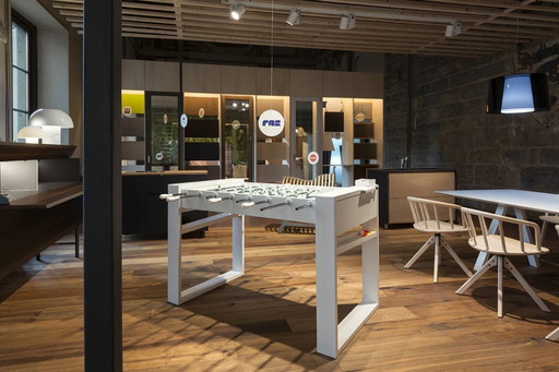 Baby-foot Tour 65 – Blanc | Table professionnelle à barres continues