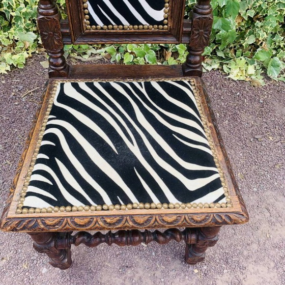 Antique carved wooden chair – Dining chairs (photo 5 of 8)