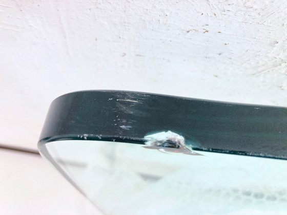 Image 1 of Tavolino di design con struttura in metallo e piano in vetro quadrato 80s 90s