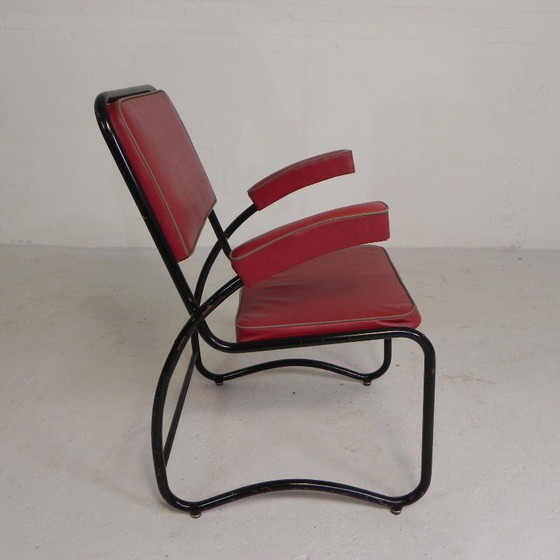 Image 1 of Conjunto de 4 sillones y mesa de centro con estructura tubular de estilo Bauhaus, década de 1950.
