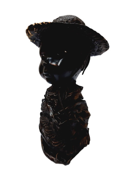 Estatua vintage; Escultura de técnica mixta; Figura de niño H 27 cm