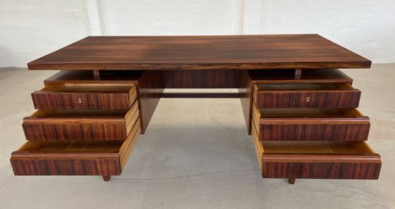 Image 1 of Bureau de direction en bois de rose par Illum Wikkelsø, 1970