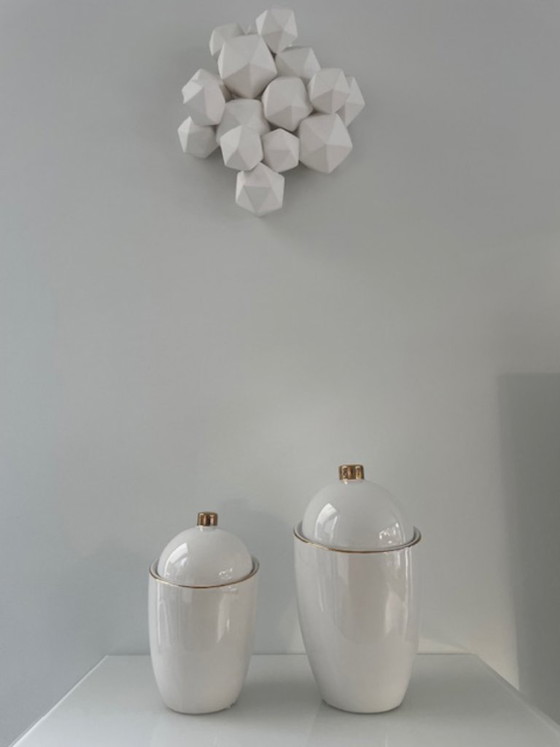 Image 1 of Set di 2 vasi in ceramica bianca 'Saturn' – Hush Living