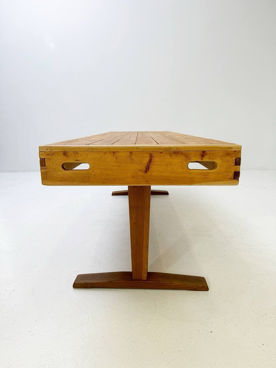 Image 1 of Impressive table from Horgenglarus