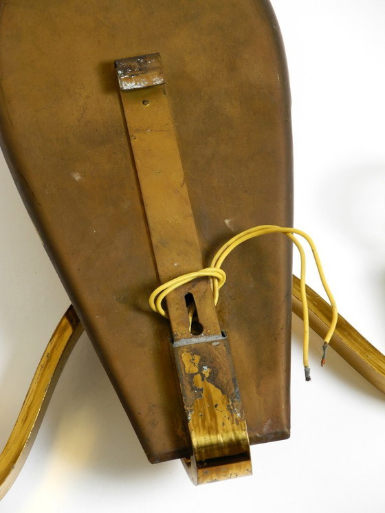 Image 1 of Grande e pesante applique in ottone della metà del secolo scorso proveniente da una chiesa tedesca